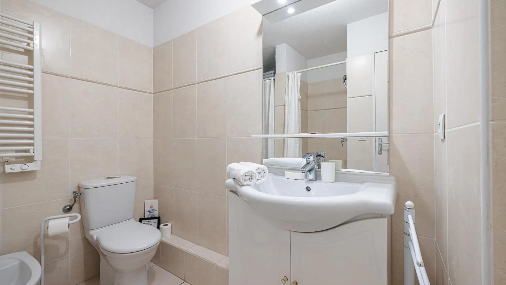 Royal Sunny Apt 200M From Beach - Happy Rentals Menton Apartment