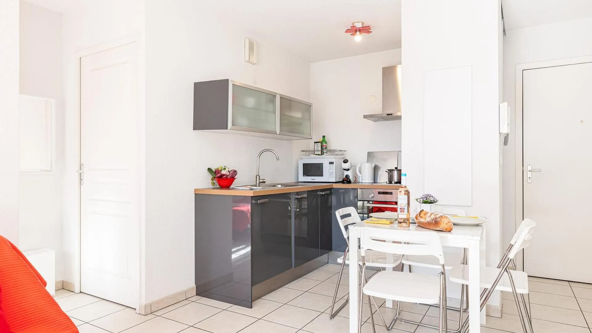 Royal Sunny Apt 200M From Beach - Happy Rentals Menton 0*,