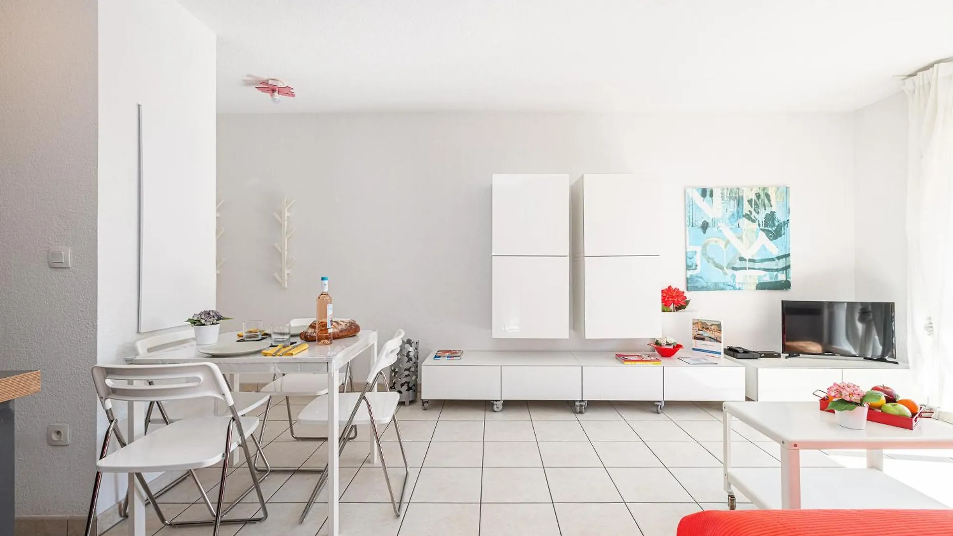 Royal Sunny Apt 200M From Beach - Happy Rentals Menton Apartment